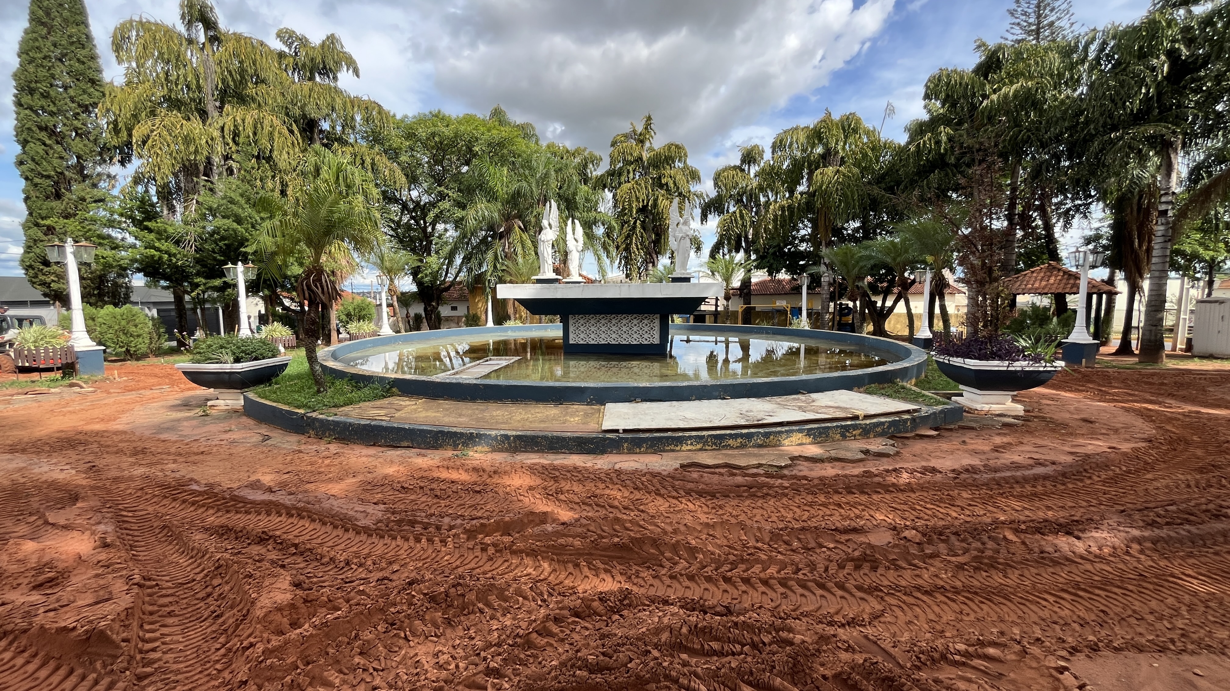 TupãCity - Praça da Igreja São Judas está em reforma